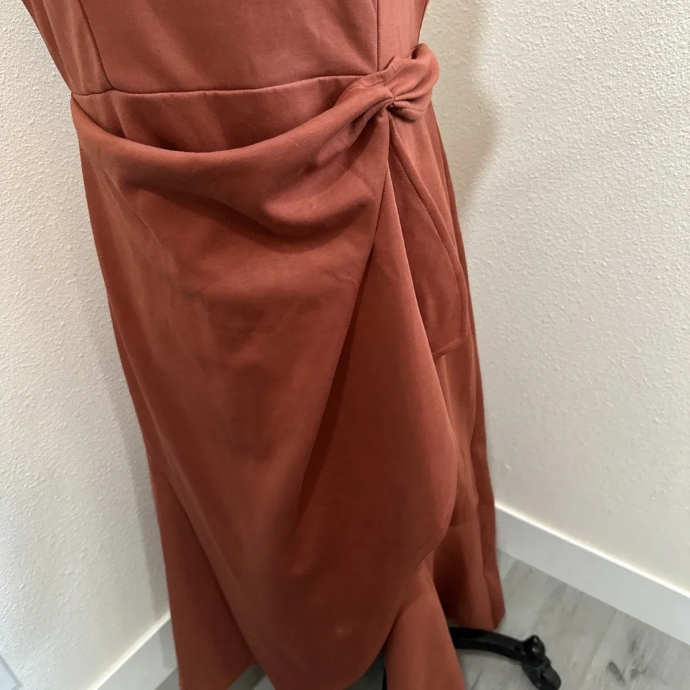 Fehaute Women's Sleeveless Draped Front Detail AssymetriicMidi Dress Rust Sz 12 - Picture 3 of 11